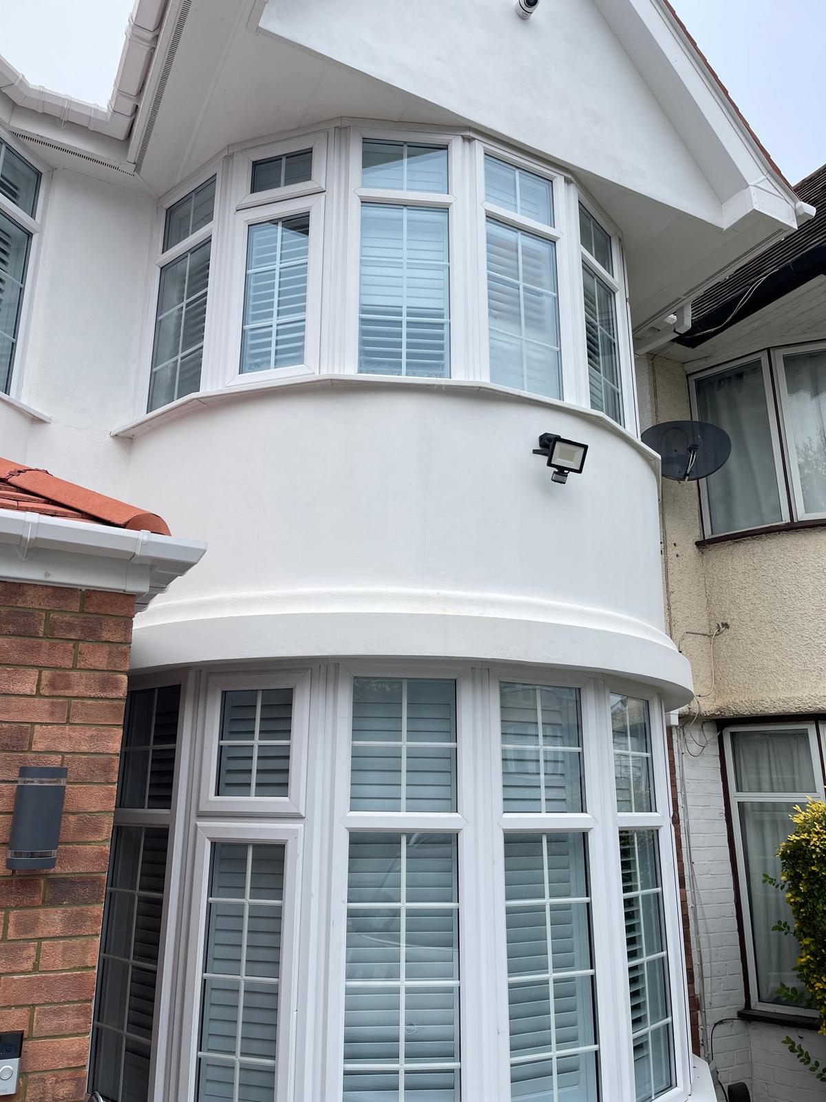 Expert Glazing Craftsmen Working
